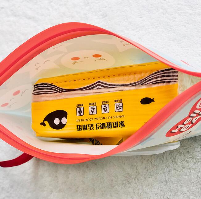 Tissue Pouch (2)