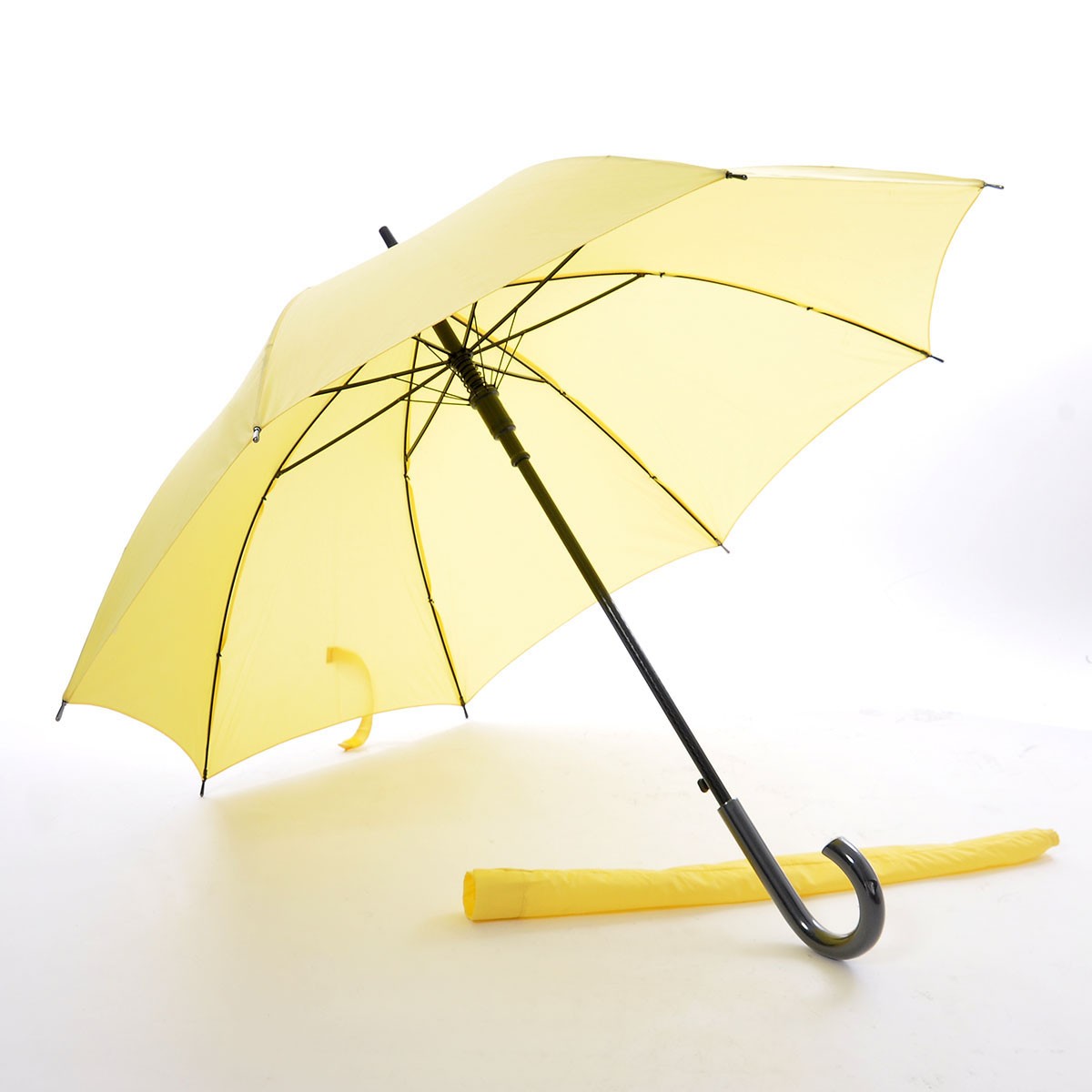 Black Handle with Full Fibre Glass Shaft